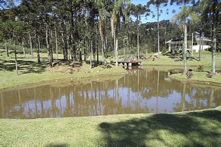 Foto do Lago da Casa em Condomínio em Gramado